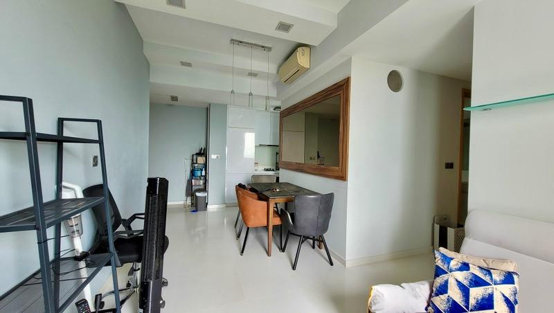 RiverBay Condominium For Sale, $1,080,000, 2 Bed 2 Bath 646 sqft $1,672.00 psf