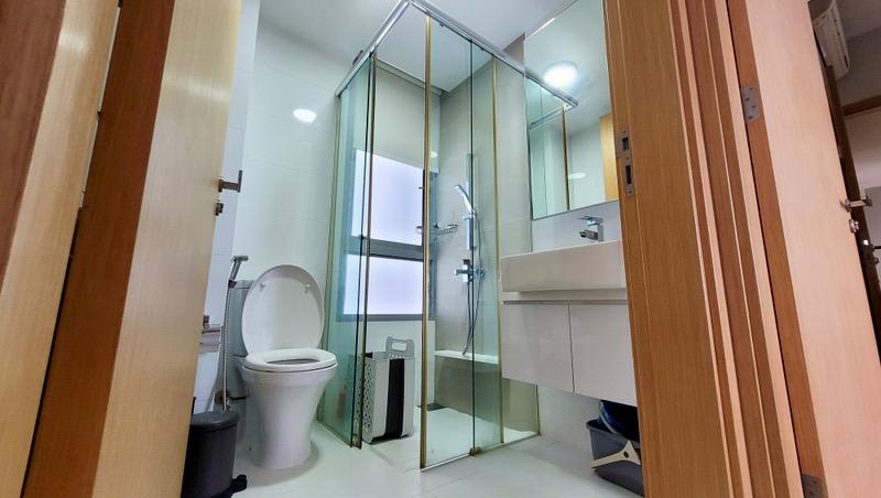 RiverBay Condominium For Sale, $1,080,000, 2 Bed 2 Bath 646 sqft $1,672.00 psf