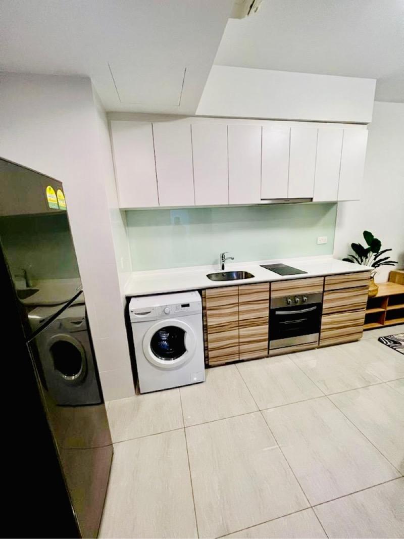 Parc Centros Condominium For Sale, $848,000, 1 Bed 1 Bath 474 sqft $1,789.00 psf