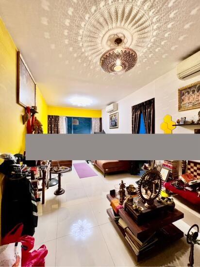 Prop-GPT: Condominium: D17  Parc Olympia