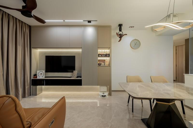 Sengkang Grand Residences Condominium For Sale, $2,200,000, 3 Bed 2 Bath 936 sqft $2,350.00 psf