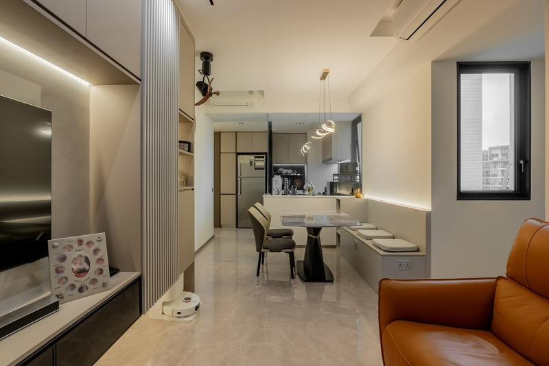 Sengkang Grand Residences Condominium For Sale, $2,200,000, 3 Bed 2 Bath 936 sqft $2,350.00 psf