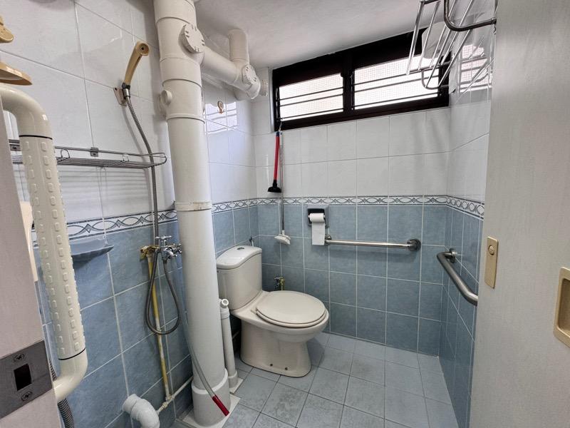 HDB Apartment for Sale, 63 Telok Blangah Heights HDB Apartment For Sale, $450,000, 2 Bed 2 Bath 785 sqft $573.00 psf, SGD 450,000 | 99-year Leasehold