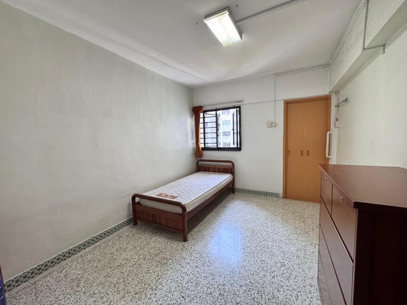 HDB Apartment for Sale, 63 Telok Blangah Heights HDB Apartment For Sale, $450,000, 2 Bed 2 Bath 785 sqft $573.00 psf, SGD 450,000 | 99-year Leasehold
