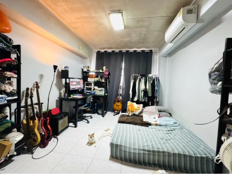 672 Jalan Damai HDB Apartment For Sale, $980,000, 4 Bed 2 Bath 1,431 sqft $685.00 psf