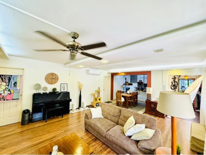 672 Jalan Damai HDB Apartment For Sale, $980,000, 4 Bed 2 Bath 1,431 sqft $685.00 psf