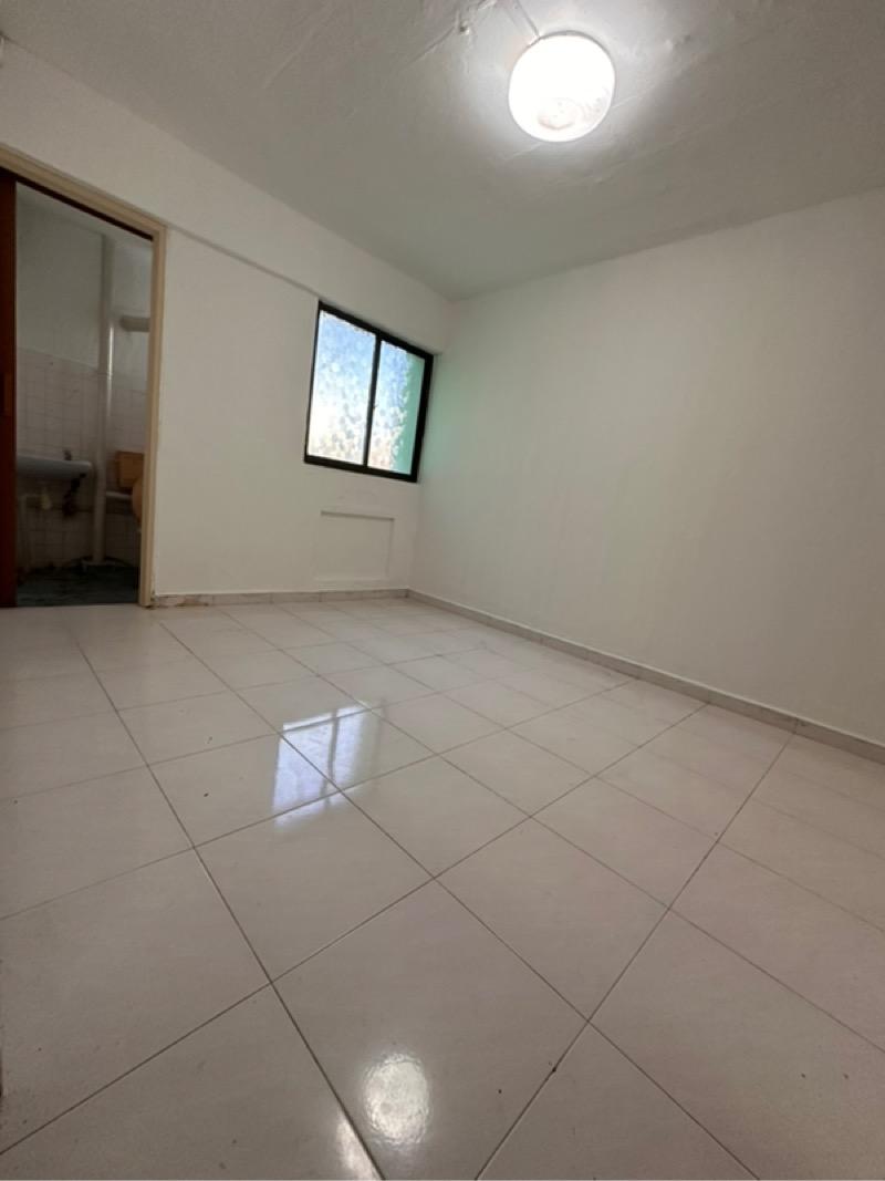 HDB Apartment for Sale, 237 Yishun Ring Road HDB Apartment For Sale, $420,000, 2 Bed 2 Bath 721 sqft $583.00 psf, SGD 420,000 | 99-year Leasehold
