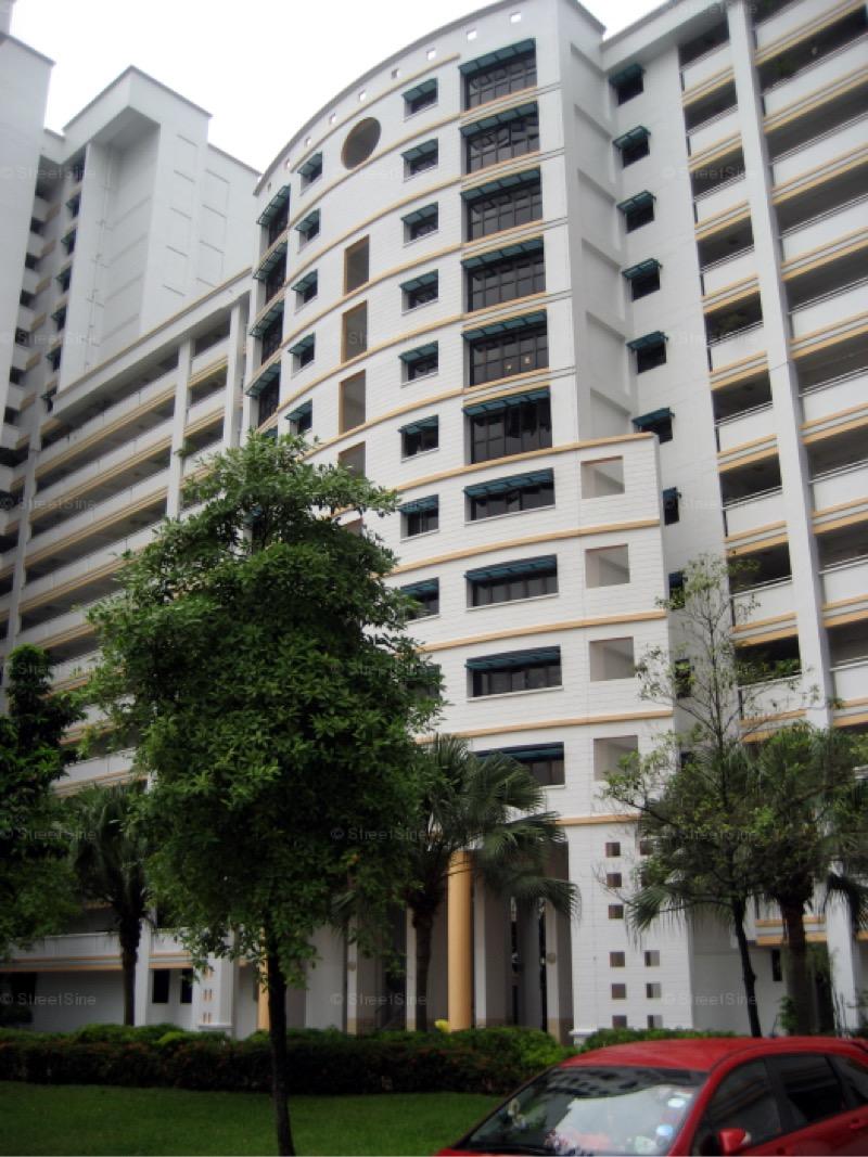 Prop-GPT: HDB Apartment: D14  5 Pine Close