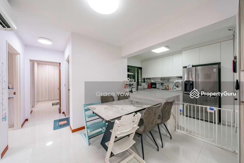 Prop-GPT: HDB Flat: D18  604B Tampines Avenue 9