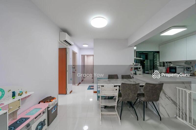 HDB Flat for Sale, 604B Tampines Avenue 9, SGD 868,000 | 99-year lease