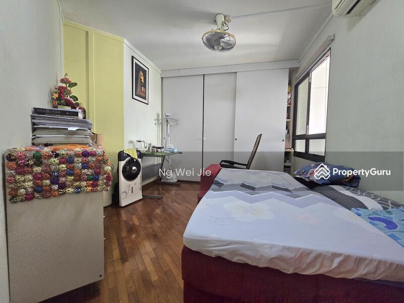 HDB Flat for Sale, 637 Choa Chu Kang North 6, SGD 900,000