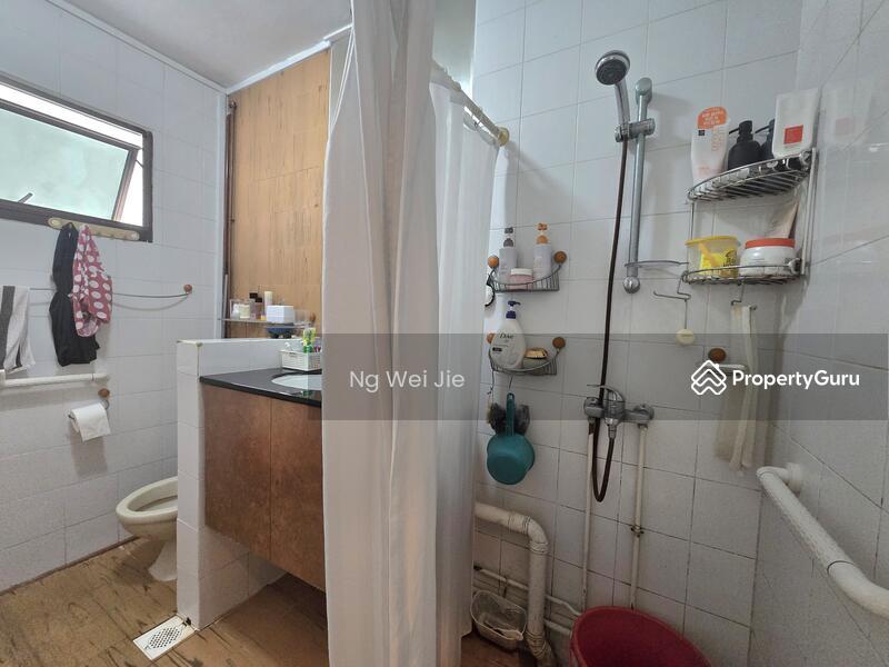 HDB Flat for Sale, 637 Choa Chu Kang North 6, SGD 900,000