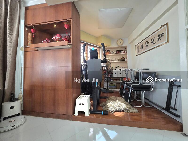 HDB Flat for Sale, 637 Choa Chu Kang North 6, SGD 900,000