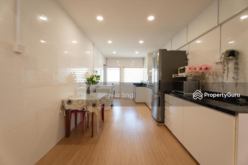 HDB Flat for Sale, 55 Telok Blangah Drive, SGD 528,000 | 99-year lease