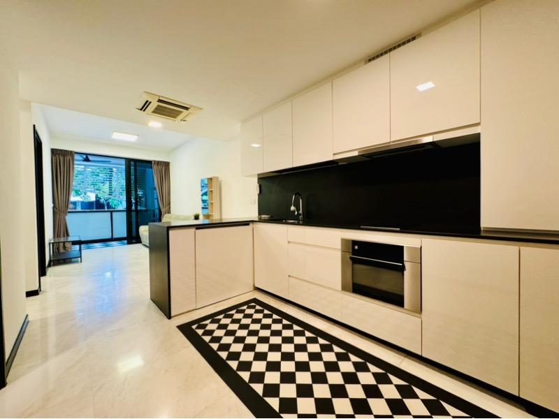Prop-GPT: Condominium: D09 Cairnhill 1919