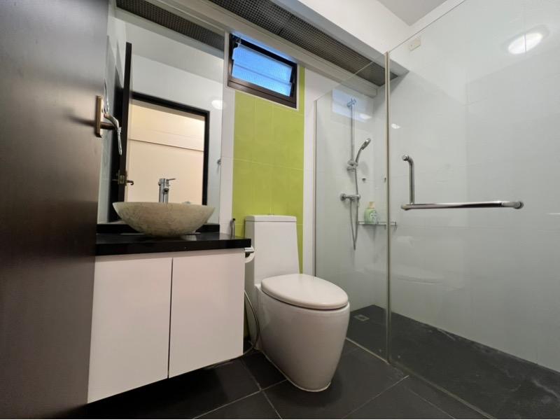 79D Toa Payoh Central HDB Apartment For Sale, $950,000, 3 Bed 2 Bath 979 sqft $970.00 psf