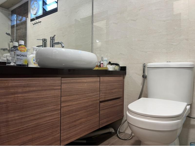 79D Toa Payoh Central HDB Apartment For Sale, $950,000, 3 Bed 2 Bath 979 sqft $970.00 psf