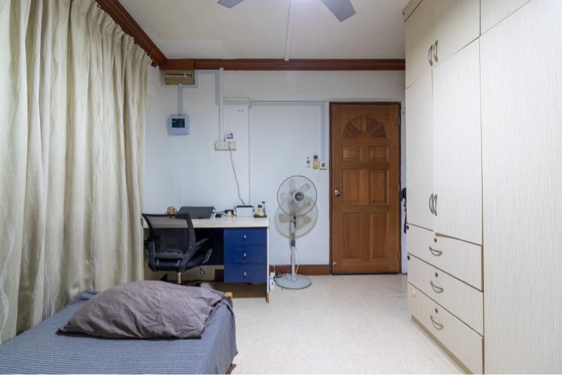 910 Jurong West Street 91 HDB Apartment For Sale, $725,000, 4 Bed 3 Bath 1,560 sqft $465.00 psf