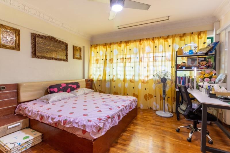 910 Jurong West Street 91 HDB Apartment For Sale, $725,000, 4 Bed 3 Bath 1,560 sqft $465.00 psf