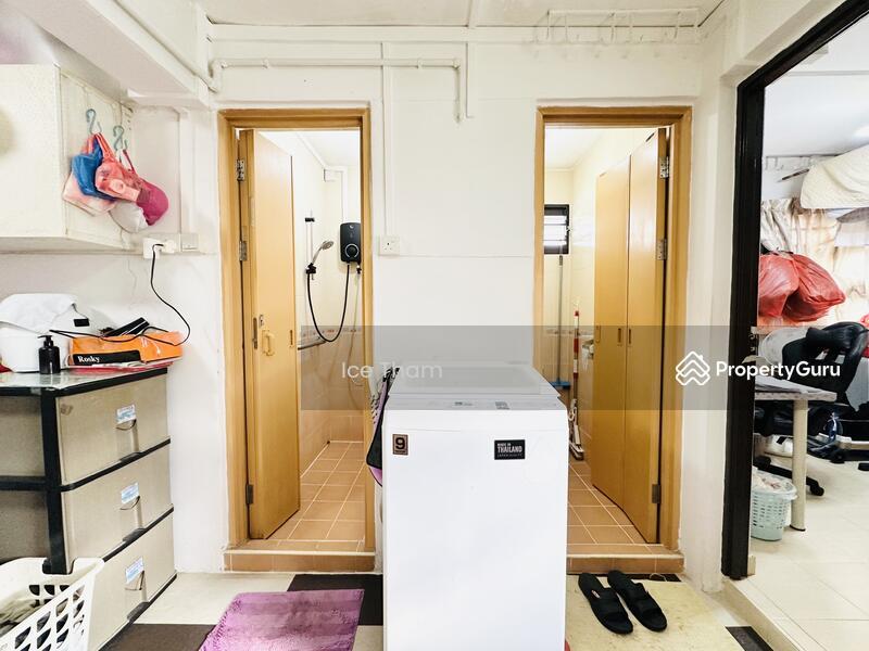 HDB Flat for Sale, 233 Lorong 8 Toa Payoh, SGD 399,999 | 99-year lease