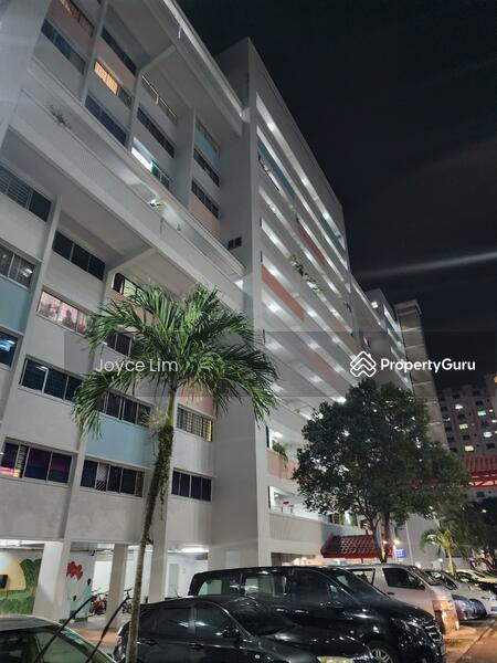 Prop-GPT: HDB Flat: D27 Yishun 131 Yishun Street 11