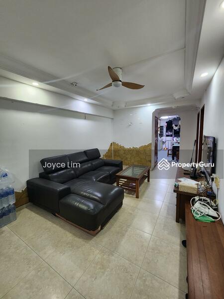 HDB Flat for Sale, 131 Yishun Street 11, SGD 465,000 | 99-year lease