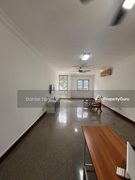 Prop-GPT: Condominium: D22 Boon Lay Parc Vista
