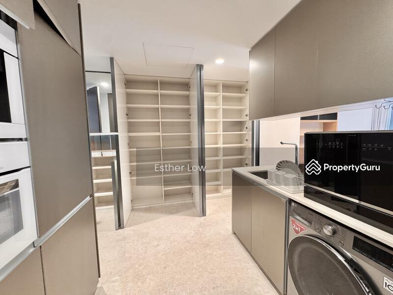 Condominium for Sale, Cairnhill Nine, SGD 2,800,000 | 99-year lease