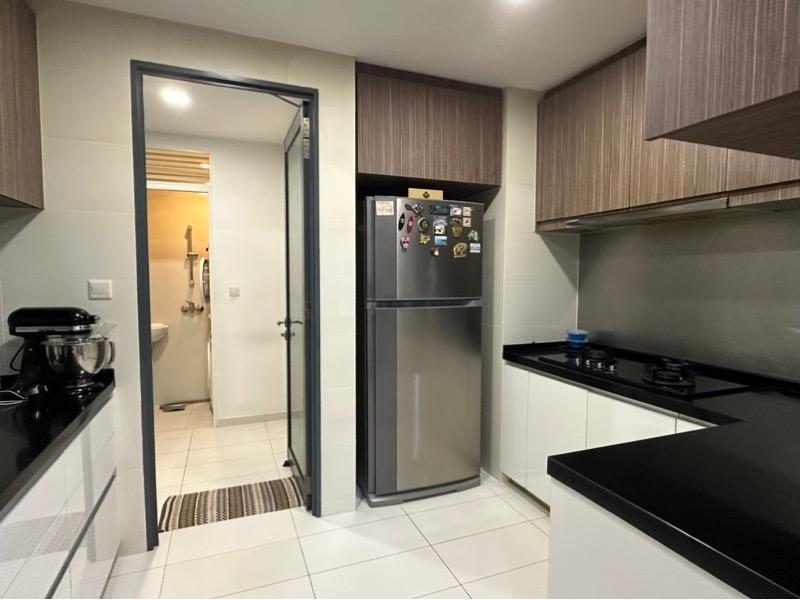 Condominium for Sale, The Palette Condominium For Sale, $2,300,000, 4 Bed 4 Bath 1,690 sqft $1,361.00 psf, SGD 2,300,000 | 99-year Leasehold