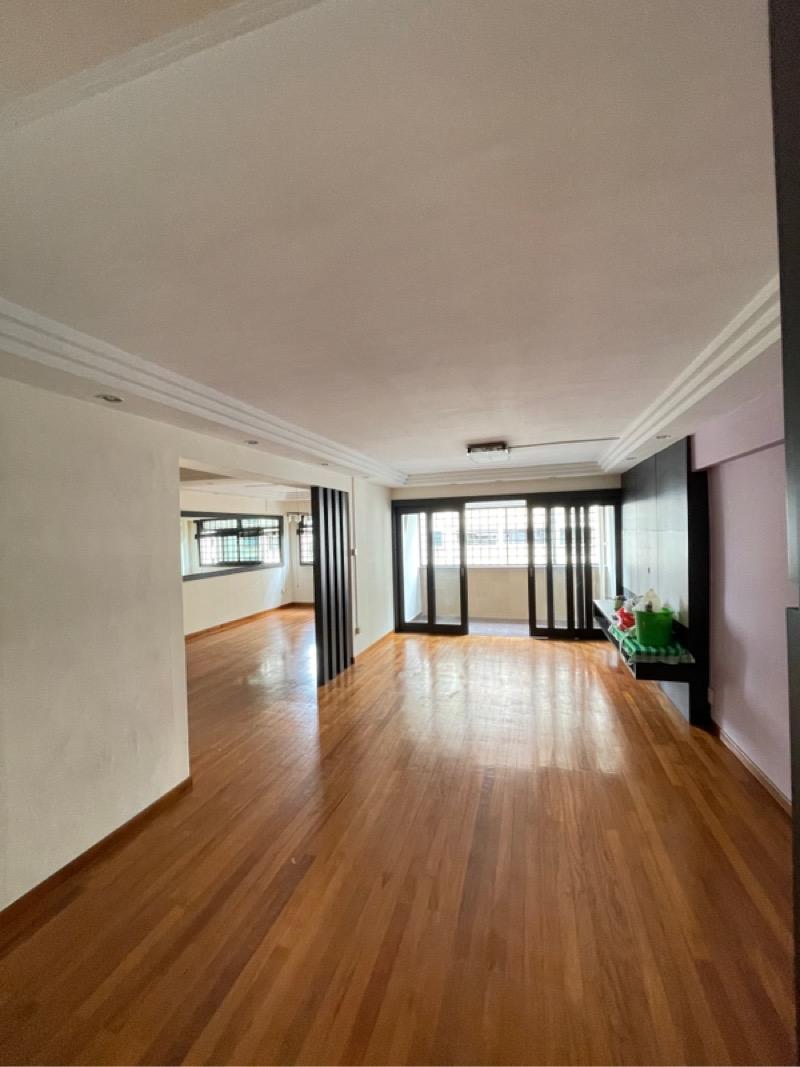 Prop-GPT: HDB Apartment: D19  544 Serangoon North Avenue 3