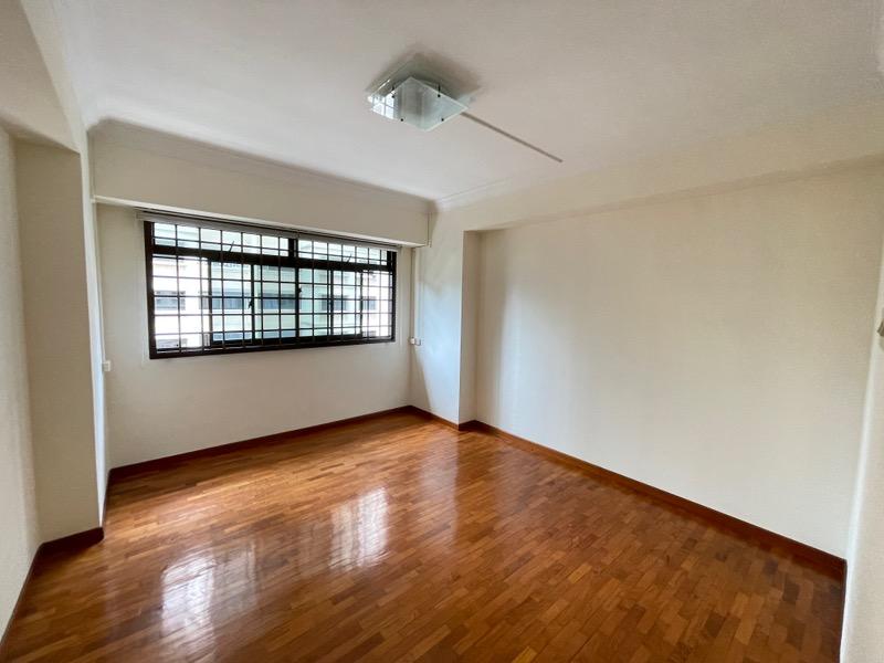 HDB Apartment for Sale, 544 Serangoon North Avenue 3 HDB Apartment For Sale, $1,100,000, 4 Bed 2 Bath 139 sqft $7,914.00 psf, SGD 1,100,000 | 99-year Leasehold