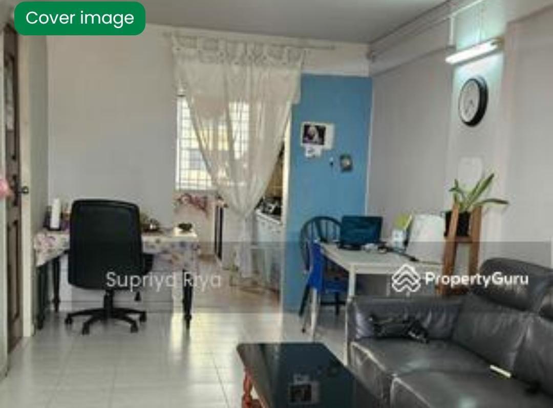 HDB Apartment for Sale, 77 Bedok North Road HDB Apartment For Sale, $420,000, 2 Bed 1 Bath 646 sqft $650.00 psf, SGD 420,000 | 99-year Leasehold