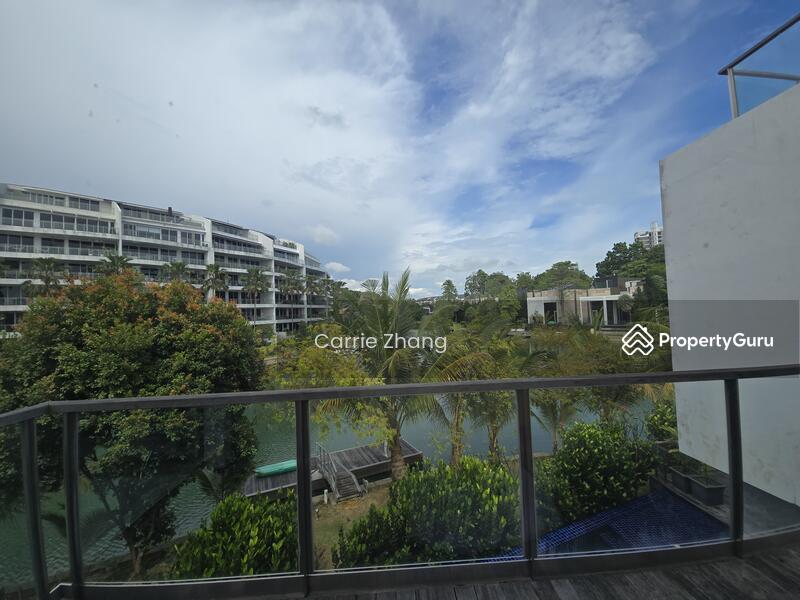 Bungalow for Sale: D04, 098000