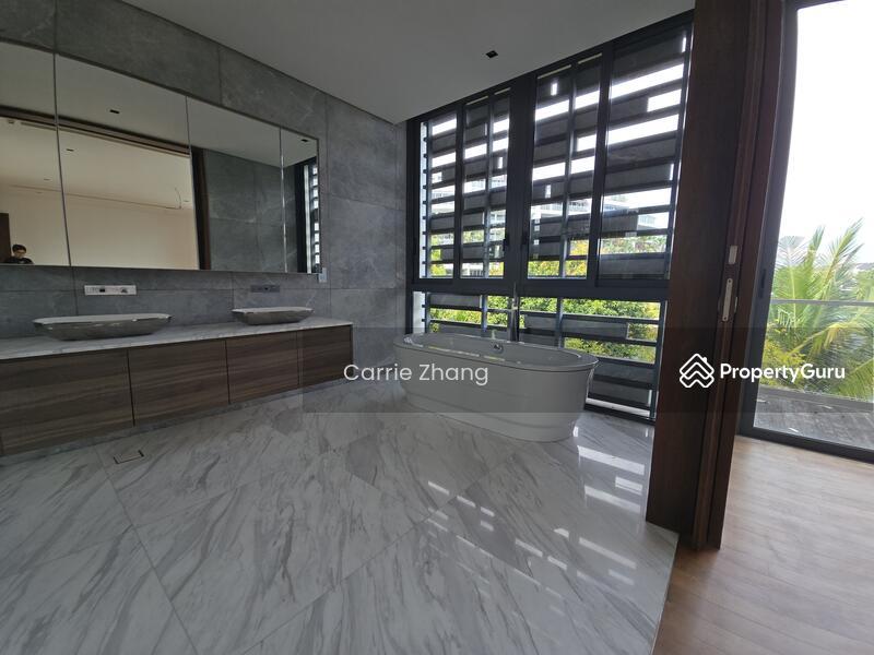 Bungalow for Sale: D04, 098000