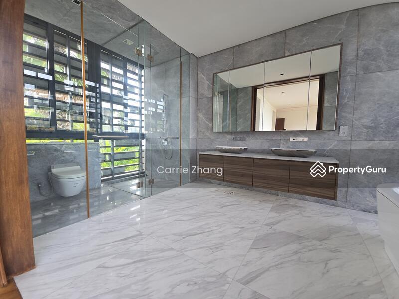 Bungalow for Sale: D04, 098000