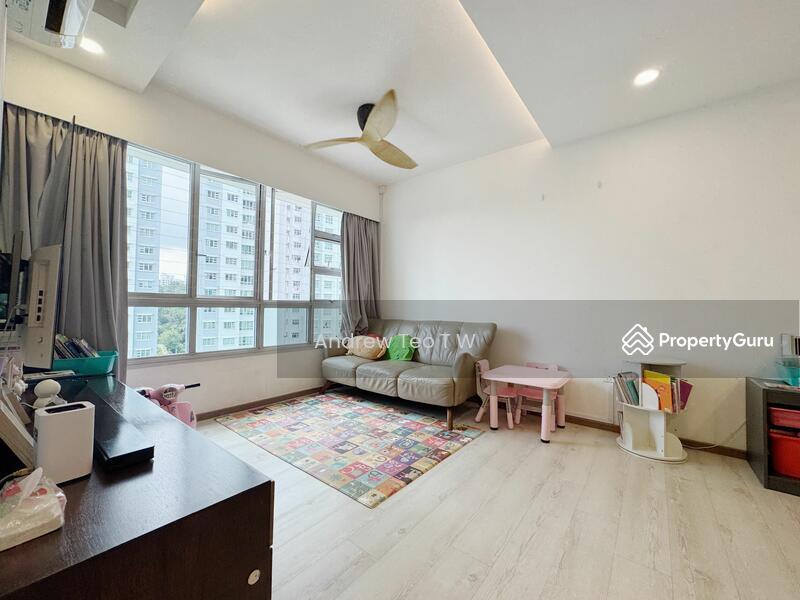 Prop-GPT: HDB Flat: D04 Telok Blangah 92B Telok Blangah Street 31