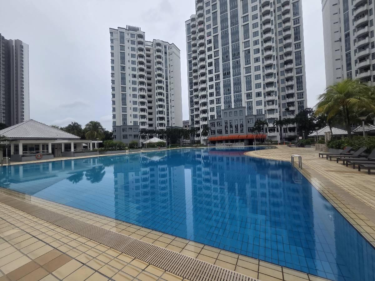 Condominium for Sale, The Makena Condominium For Sale, $3,580,000, 3 Bed 3 Bath 1,636 sqft $2,188.00 psf, SGD 3,580,000 | Freehold