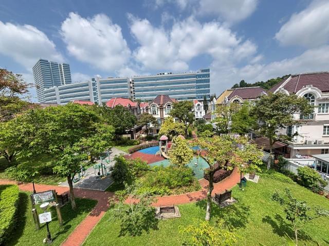 Semi-Detached for Sale, Burgundy Hill Semi-Detached House For Sale, $3,300,000, 5 Bed 4 Bath 3,100 sqft $1,460.00 psf, SGD 3,300,000 | 99-year Leasehold