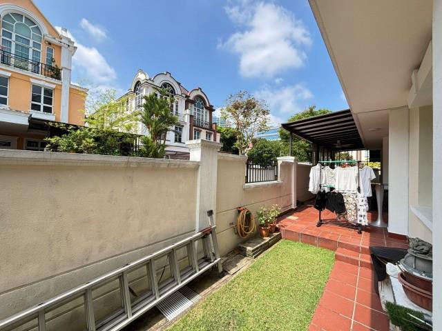 Semi-Detached for Sale, Burgundy Hill Semi-Detached House For Sale, $3,300,000, 5 Bed 4 Bath 3,100 sqft $1,460.00 psf, SGD 3,300,000 | 99-year Leasehold