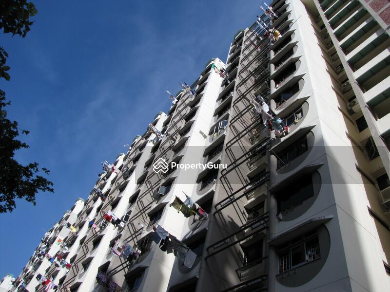 HDB Flat for Sale, 3 Ghim Moh Road, SGD 400,000 | 99-year lease