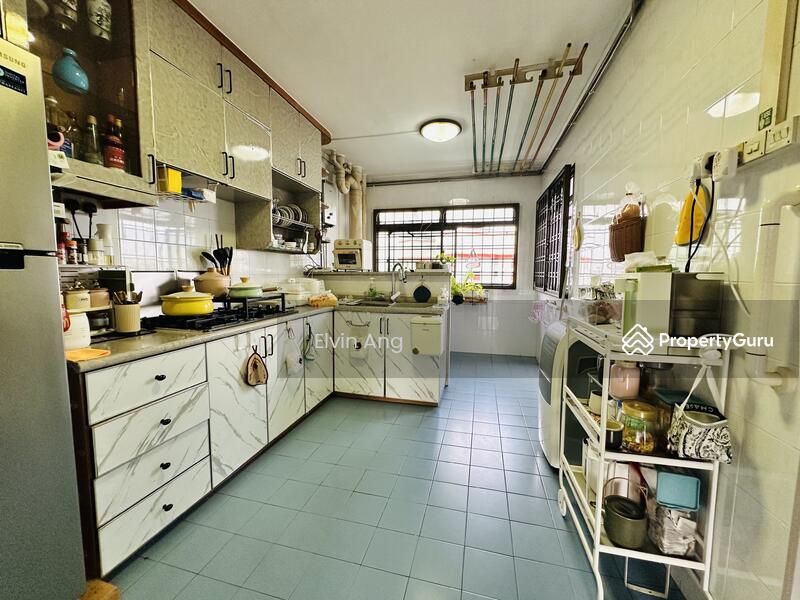 252 Compassvale Street