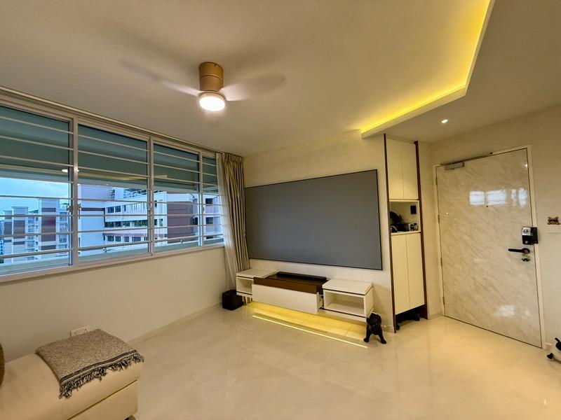 HDB Apartment for Sale, 410 Serangoon Central HDB Apartment For Sale, $866,000, 3 Bed 2 Bath 1,001 sqft $865.00 psf, SGD 866,000 | 99-year Leasehold