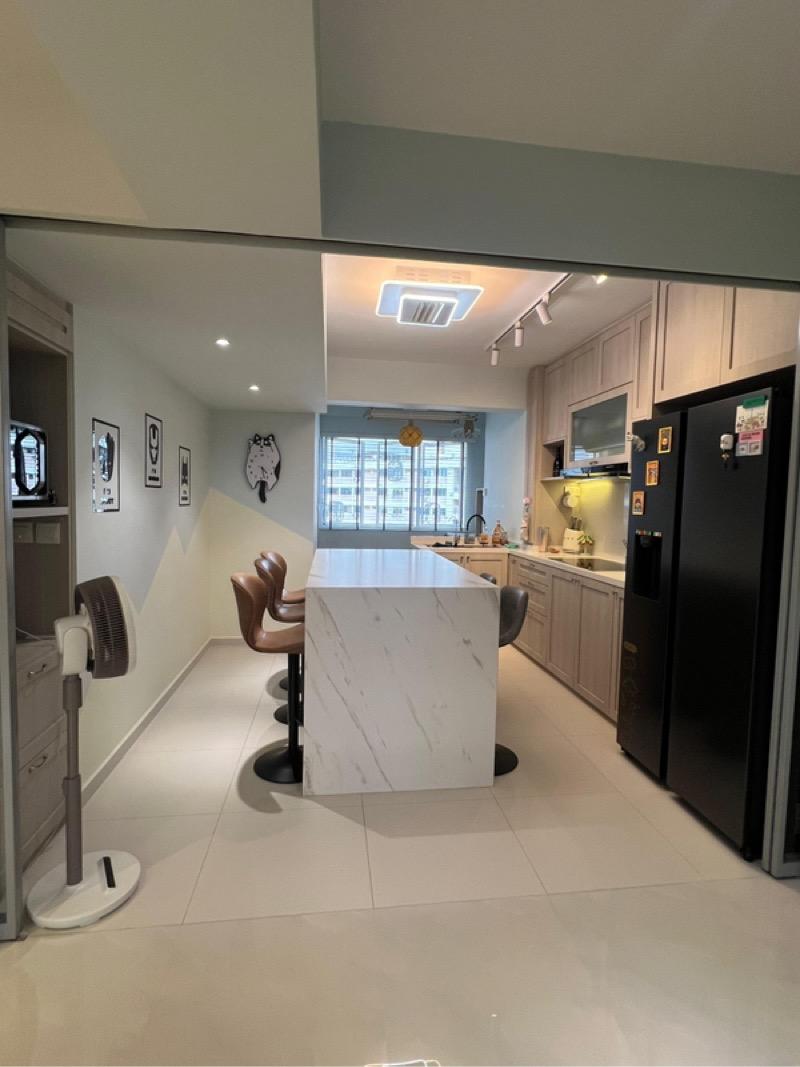 HDB Apartment for Sale, 410 Serangoon Central HDB Apartment For Sale, $866,000, 3 Bed 2 Bath 1,001 sqft $865.00 psf, SGD 866,000 | 99-year Leasehold