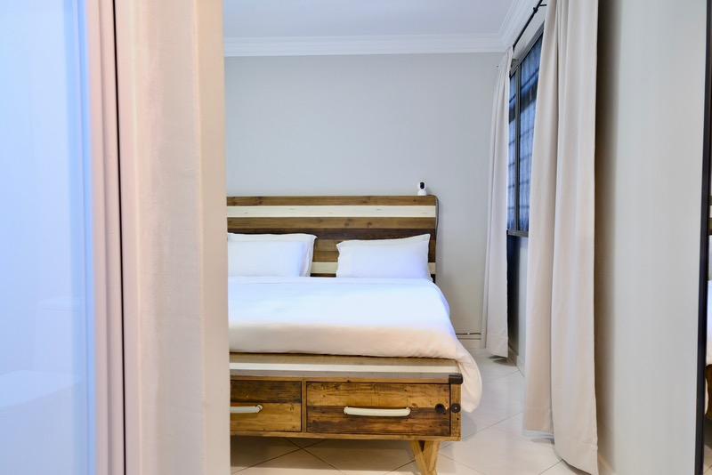 291A Bukit Batok Street 24 HDB Apartment For Sale, $599,000, 3 Bed 2 Bath 1,119 sqft $535.00 psf