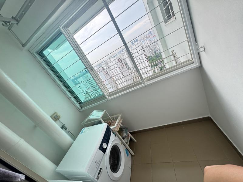 127D Kim Tian Road HDB Apartment For Sale, $1,199,999, 3 Bed 2 Bath 1,001 sqft $1,199.00 psf