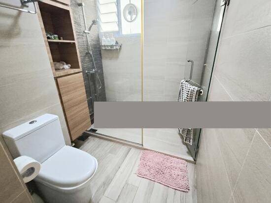 HDB Apartment for Sale, 77 Marine Drive HDB Apartment For Sale, $930,000, 3 Bed 2 Bath 1,292 sqft $720.00 psf, SGD 930,000 | 99-year Leasehold