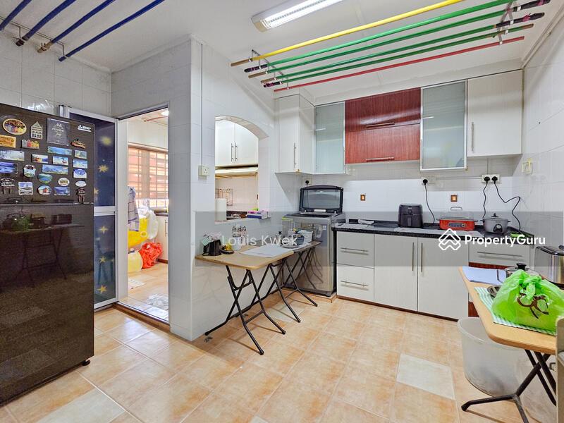 HDB Flat for Sale, 842G Tampines Street 82, SGD 900,000 | 99-year lease