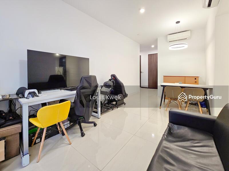 Prop-GPT: Condominium: D19  Riverfront Residences