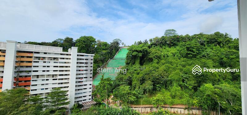 HDB Flat for Sale: D04, 090039
