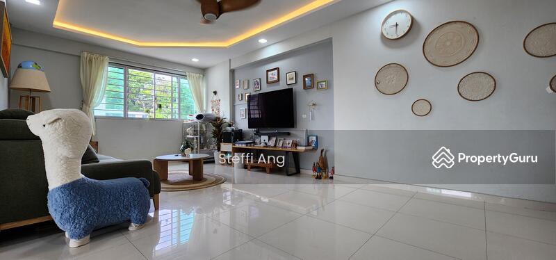 HDB Flat for Sale: D04, 090039
